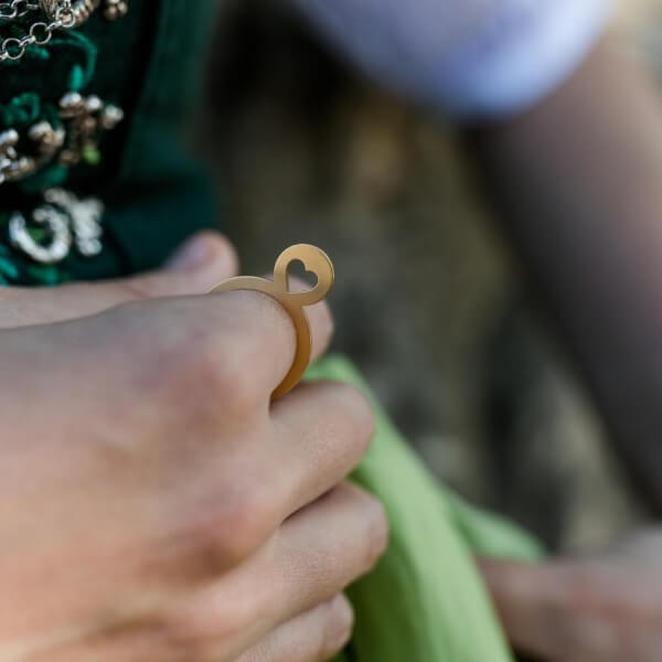 veduta-symbolringe-herz-vergoldet-edelstahl-schmuck-hochzeit-braut